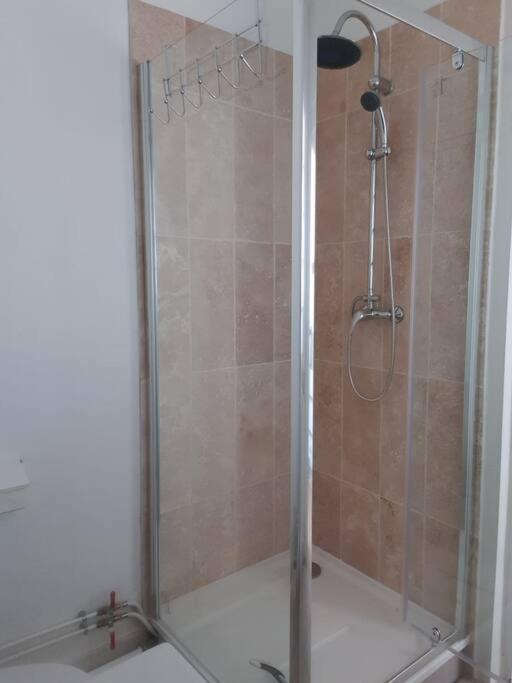 Appartamento Le Cosy Du Faux Bourg Châlons-en-Champagne Esterno foto