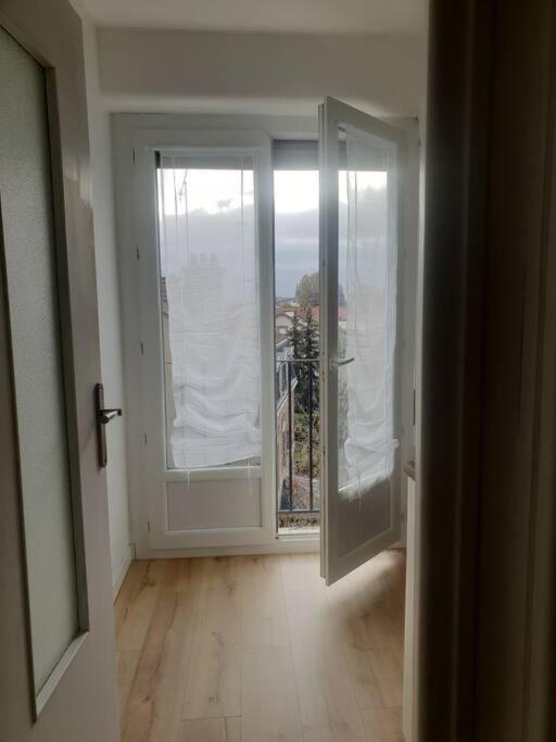 Appartamento Le Cosy Du Faux Bourg Châlons-en-Champagne Esterno foto